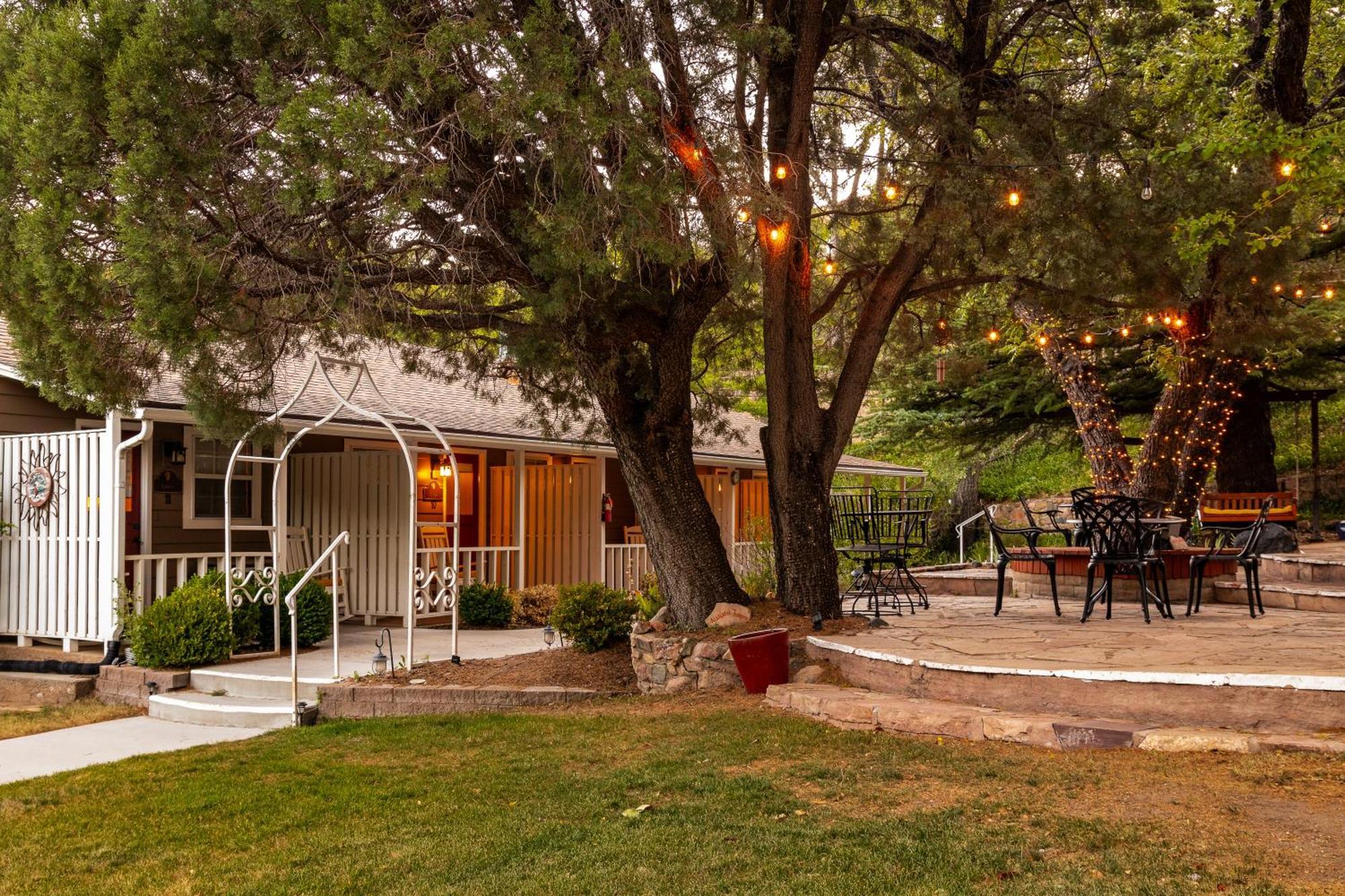 Prescott Pines Inn ภายนอก รูปภาพ